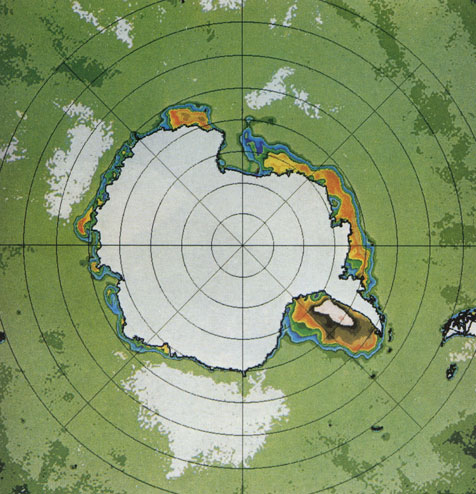 Компьютерное изображение микроволнового излучения показывает сезонные различия площади пояса морского льда вокруг Антарктического материка, обозначенного белым цветом. На снимке, сделанном во время южной зимы (слева), видны большие сформировавшиеся или почти сформировавшиеся участки льда, соответствующие температурам около 235 К. Лед окружает материк со всех сторон. На снимке, сделанном летом (вверху), льда такого рода мало. Лед, обозначенный голубым цветом, зимой образуется вдали от материка, но летом подступает к нему вплотную. Сезонные изменения ледяного покрова в Антарктике носят драматический характер - лед распространяется в окружающие океаны; в Арктике же его передвижение сдерживается массивами суши, окружающими Северный Ледовитый океан