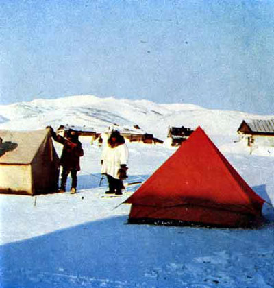 Палаточный городок экспедиции. Фото автора.