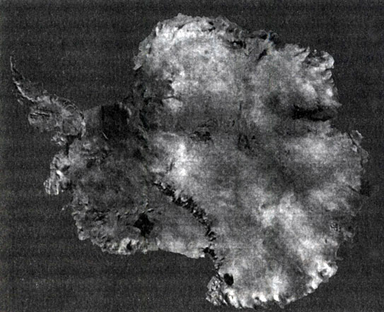 Рис. 1. Антарктический ледниковый покров (вид из космоса)